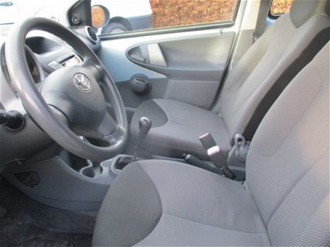 Toyota Aygo - 1.0-12V +Airco 5-DEURS 2e Eigenaar - 1