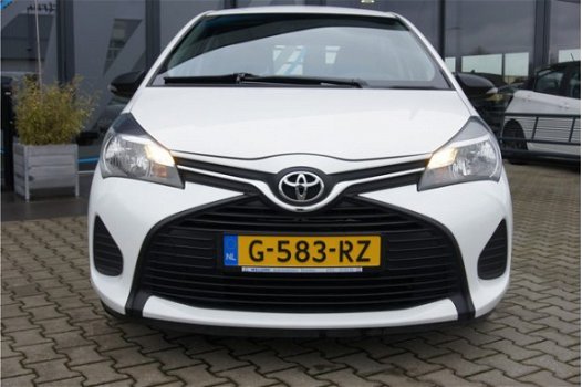 Toyota Yaris - 1.0 VVT-i Now , Airco, 5drs Licht metaal + € 350 - 1
