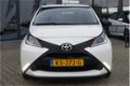 Toyota Aygo - 1.0 VVT-i x-now Airco, 5drs - 1 - Thumbnail