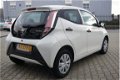 Toyota Aygo - 1.0 VVT-i x-now Airco, 5drs - 1 - Thumbnail