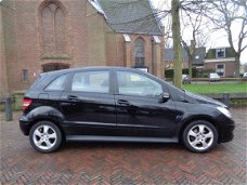 Mercedes-Benz B-klasse - 1.7 B180 5DRS CVT