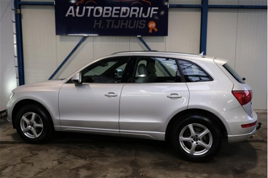 Audi Q5 - 2.0 TFSI quattro Pro Line Automaat - N.A.P. Airco, Cruise, Navi, Panodak, Trekhaak - 1