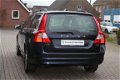 Volvo V70 - 2.4D 175pk Ltd Edition - Geen fijnstoftoeslag - 1 - Thumbnail