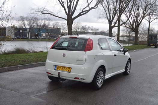 Fiat Grande Punto - 1.3 M-Jet Actual AIRCO/STOELVERWARMING/NAVIGATIE NETTE STAAT - 1