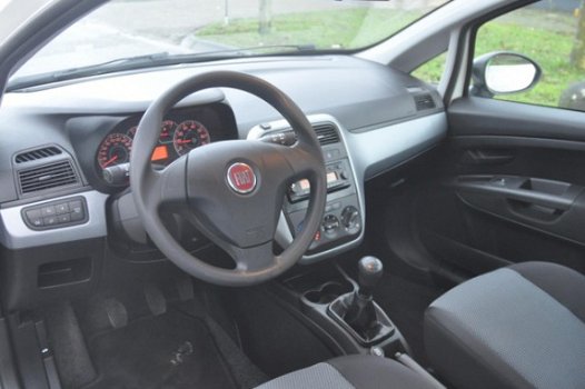 Fiat Grande Punto - 1.3 M-Jet Actual AIRCO/STOELVERWARMING/NAVIGATIE NETTE STAAT - 1