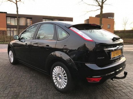 Ford Focus - 1.8 Titanium Flexi Fuel zeer mooi auto. vol optie`s - 1