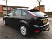 Ford Focus - 1.8 Titanium Flexi Fuel zeer mooi auto. vol optie`s - 1 - Thumbnail