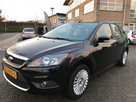 Ford Focus - 1.8 Titanium Flexi Fuel zeer mooi auto. vol optie`s - 1