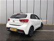 Kia Rio - 1.0 100PK ExecutiveLine | FULL OPTIONS | STOEL & STUUR VERWARMING | LEDERE BEKLEDING | CLI - 1 - Thumbnail