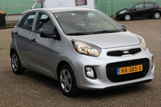 Kia Picanto - 1.0 CVVT EconomyLine (66pk) 5-drs/ Bumpers in kleur/ Deelbare achterbank/ Stuurbekr./ - 1