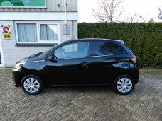 Peugeot 108 - 1.0 e-VTi Active 5DRS - Weinig km - NAP - NL Auto - ParkeerCamera - Airco - Elektr.Ram