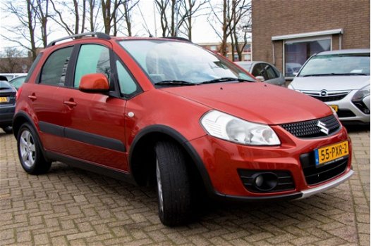 Suzuki SX4 - 1.6 Exclusive Airco|Trekhaak| Leuke Uitvoering - 1