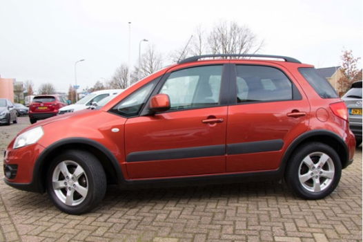 Suzuki SX4 - 1.6 Exclusive Airco|Trekhaak| Leuke Uitvoering - 1