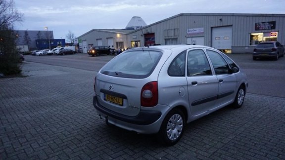 Citroën Xsara Picasso - 1.8i-16V Plaisir - 1