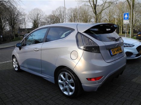 Ford Fiesta - 1.4 96pk 3D Titanium Sport - 1