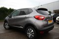 Renault Captur - TCe 90 pk Limited Navi / Cruise controle / Airco / Bluetooth / Sensoren achter - 1 - Thumbnail