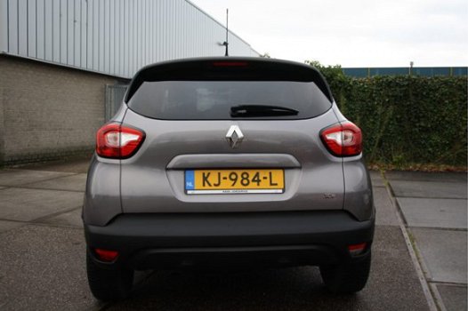 Renault Captur - TCe 90 pk Limited Navi / Cruise controle / Airco / Bluetooth / Sensoren achter - 1