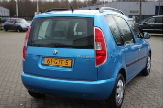 Skoda Roomster - 1.4-16V Style airco, radio cd speler, cruise control, elektrische ramen, panoramada - 1