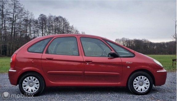 Citroën Xsara Picasso - 1.6i-16V Image, zeer nette auto - 1