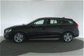 Volvo V60 - D6 AWD HYBRID Plug-in [ Styling pack Navi Trekhaak ] Ex BTW - 1 - Thumbnail