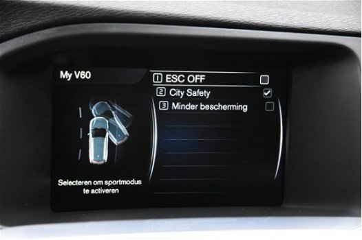 Volvo V60 - D6 AWD HYBRID Plug-in [ Styling pack Navi Trekhaak ] Ex BTW - 1