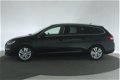 Peugeot 308 SW - 1.6 HDI Blue Lease Executive [Panorama Nav Climate control] - 1 - Thumbnail