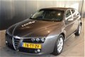 Alfa Romeo 159 Sportwagon - 1.9 JTD Business Airco Cruise Control All in Prijs Inruil Mogelijk - 1 - Thumbnail