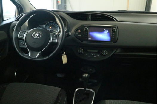 Toyota Yaris - 1.5 Hybrid Lease | Parkeer camera | LM Velgen | Climate control | Parkeersensoren v + - 1