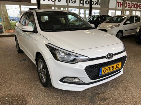 Hyundai i20 - 1.2 HP i-Motion / LAGE KM / AIRCO / ACTIE - 1