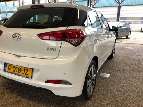 Hyundai i20 - 1.2 HP i-Motion / LAGE KM / AIRCO / ACTIE - 1