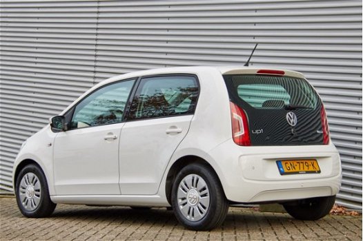 Volkswagen Up! - 1.0 60pk Move Up BlueMotion, Cruise control, Maps&More, PDC achter, Airco - 1