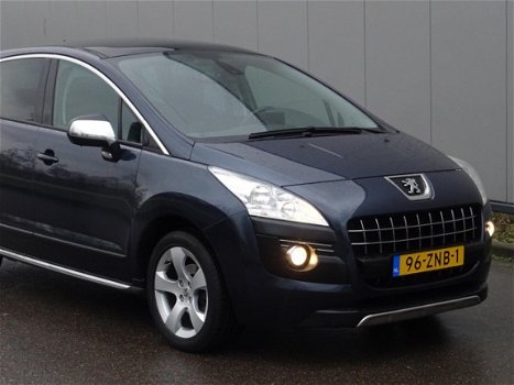 Peugeot 3008 - 1.6 VTi 120Pk Style _@ Navi Panodak NL-Auto - 1