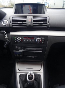 BMW 1-serie - 116i High Executive / Navigatie ECC NL 116 118i 118 - 1