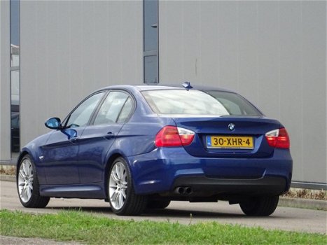 BMW 3-serie - 325i Aut 218pk High /// M-Pakket - Leer Nav Xenon - 1