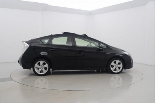 Toyota Prius - 1.8 Hybrid Dynamic Navi Leder Sunroof Automaat - 1