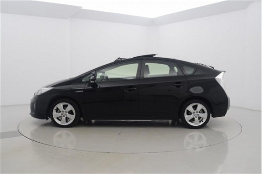 Toyota Prius - 1.8 Hybrid Dynamic Navi Leder Sunroof Automaat - 1