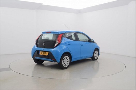 Toyota Aygo - 1.0 VVT-i x-play 5drs - 1