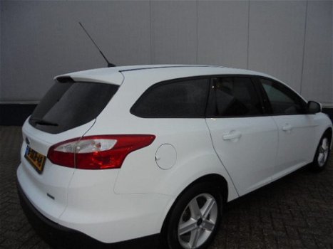 Ford Focus Wagon - 1.0 EcoBoost 100pk Edition Navigatie - 1