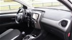 Toyota Aygo - 1.0 VVT-i 5D X-PLAY NAVI NL-AUTO - 1 - Thumbnail