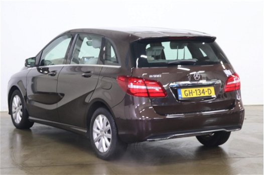 Mercedes-Benz B-klasse - B180 122PK Ambition - 1