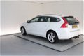 Volvo V60 - D6 AWD Plug-In Hybrid / Halfarief wegenbelasting - 1 - Thumbnail