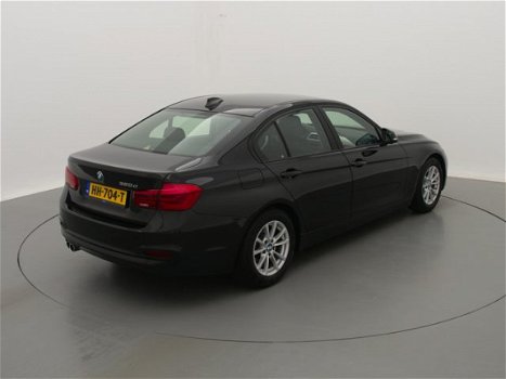 BMW 3-serie - 2.0 320D 163pk Corporate Lease Edition + Stoelverwarming - 1