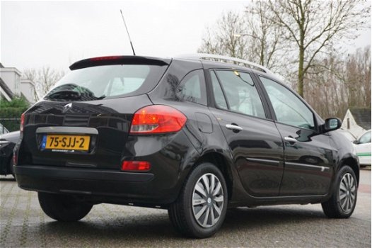 Renault Clio - 1.5 dCi Rip Curl Stationwagon | Airco | Radio/CD | Stuurwielbediening - 1