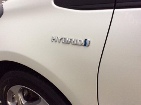 Toyota Yaris - 1.5 Full Hybrid 5D Aut Trend, 25.000 km, org NL , BTW - 1