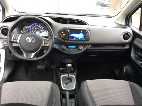 Toyota Yaris - 1.5 Full Hybrid 5D Aut Trend, 25.000 km, org NL , BTW - 1