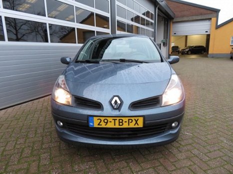 Renault Clio - 1.4-16V Dynamique Luxe - 1