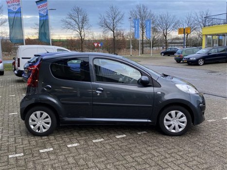 Peugeot 107 - 1.0 Active 5-drs | Airco | Bluetooth carkit | Radio-CD | Elektr. ramen | CV | 1e eigen - 1