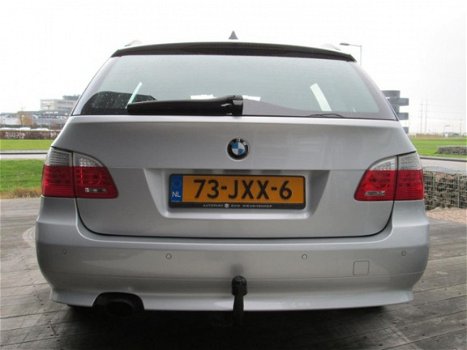 BMW 5-serie Touring - 520i Executive Automaat - 1