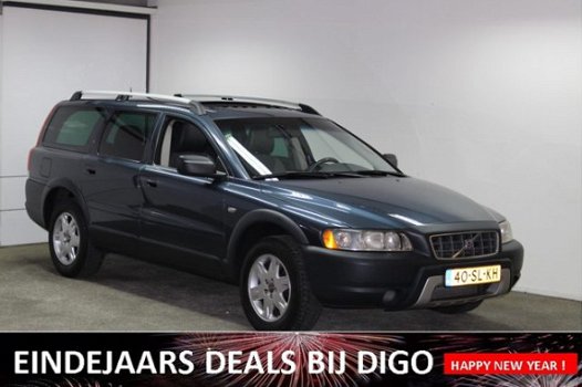 Volvo XC70 - 2.5 T Kinetic ZO MEENEEMPRIJS. Automaat.Navigatie.Cruise.Trekhaak - 1