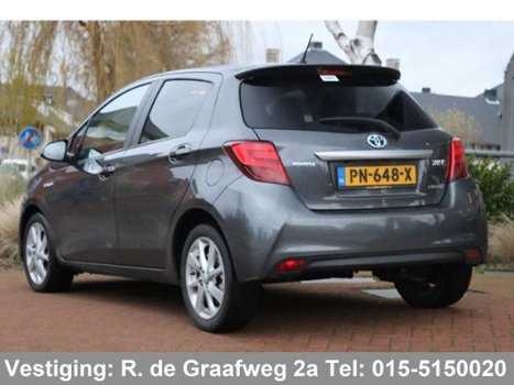 Toyota Yaris - 1.5 Hybrid Dynamic | Cruise control | Keyless entry | Climate control - 1